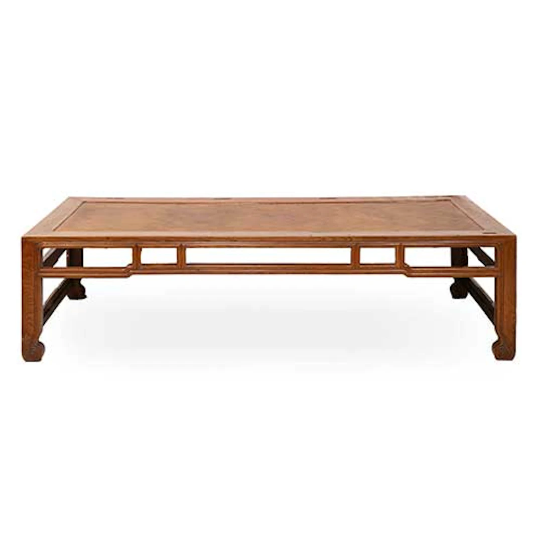 Mesa china en madera y rejilla de ratn