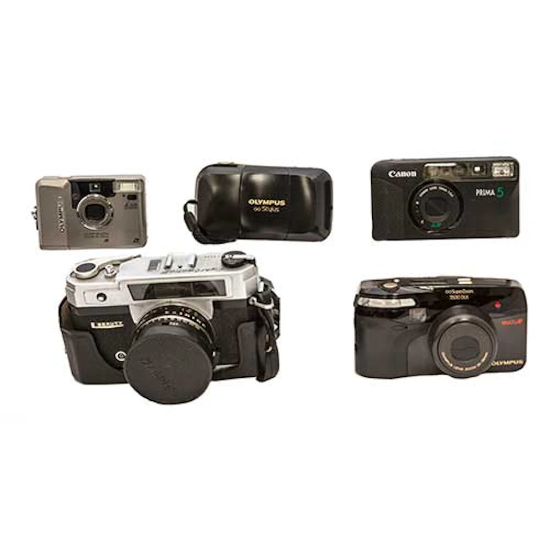Lote de cinco cmaras de fotografa