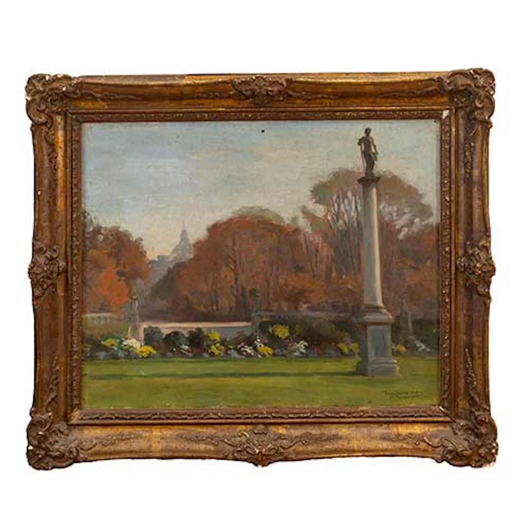 Jardin con escultura