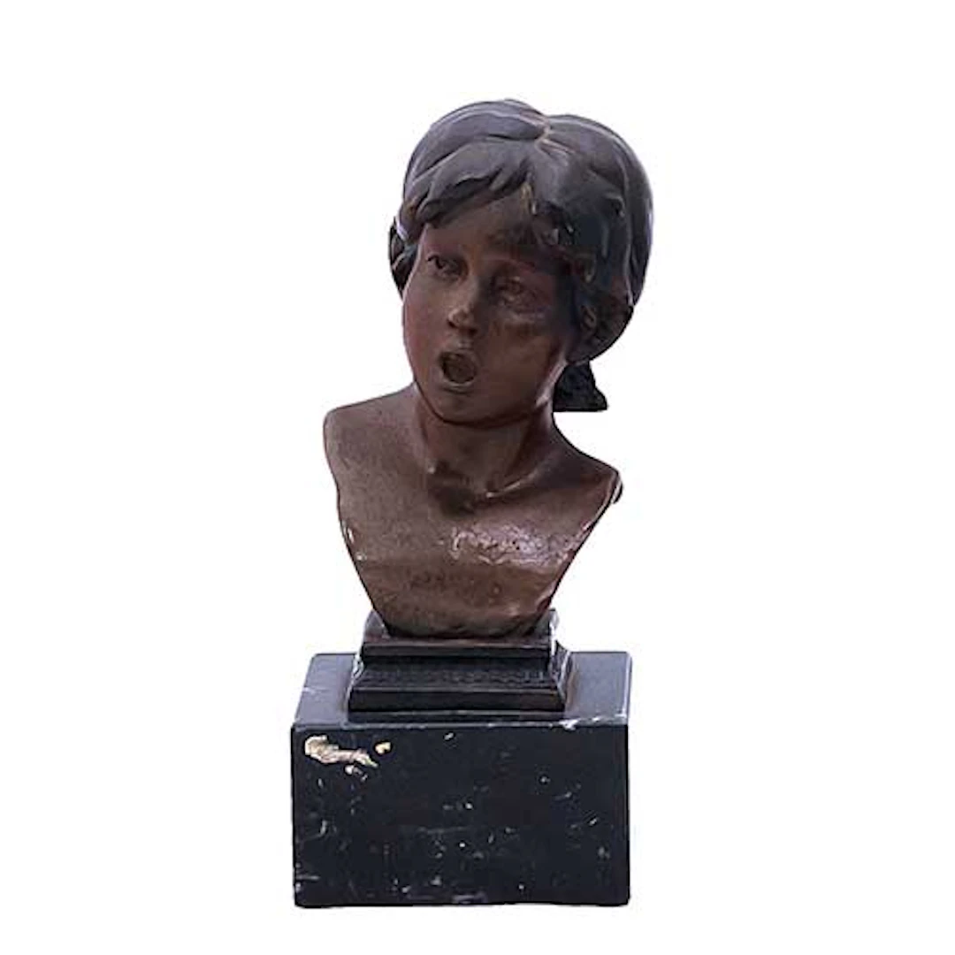 Busto de nia