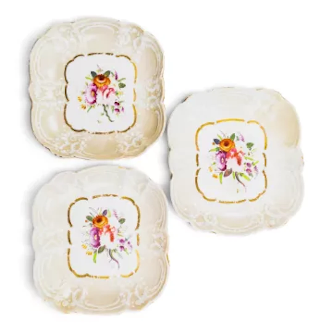 Three English porcelain square dessert dishes, c1820/1830, decorated