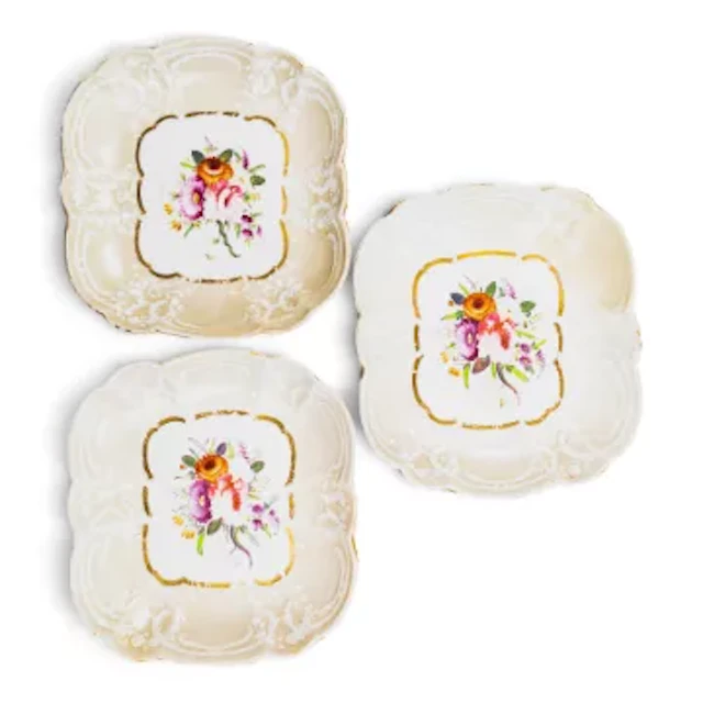 Three English porcelain square dessert dishes, c1820/1830, decorated
