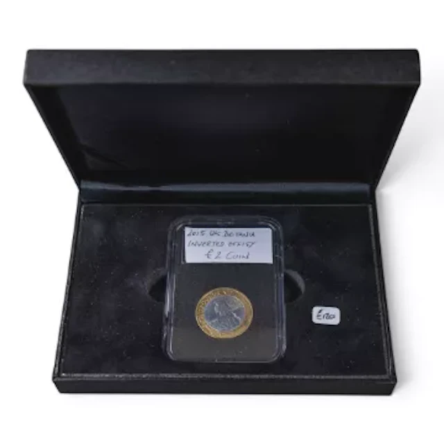 2015 UK Britannia inverted effigy £2 coin.