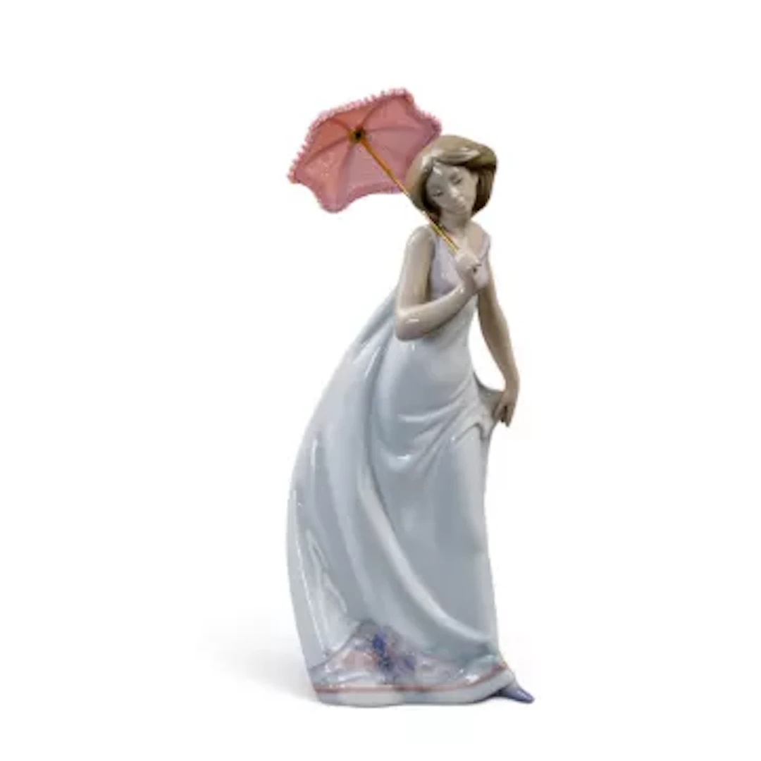 A Lladro figure 'Afternoon Promenade' model no.7636, h.27cm.