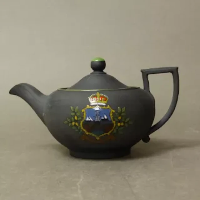 Wedgwood Kenlock Ware black basalt teapot, polychrome enamel crest