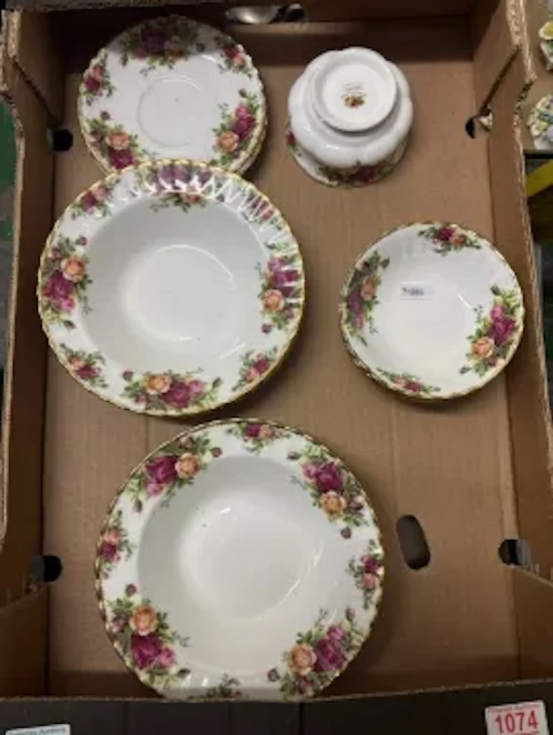 Royal Albert Old Country Roses pattern dinner and tea ware to include