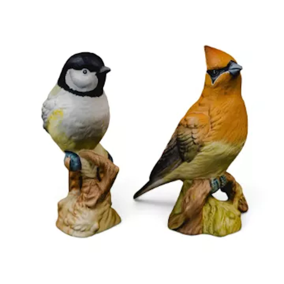 Two Beswick American birds - a Cedar waxwing model 2184 and a Black-Capped