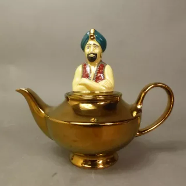 Wade The Genie Teapot.