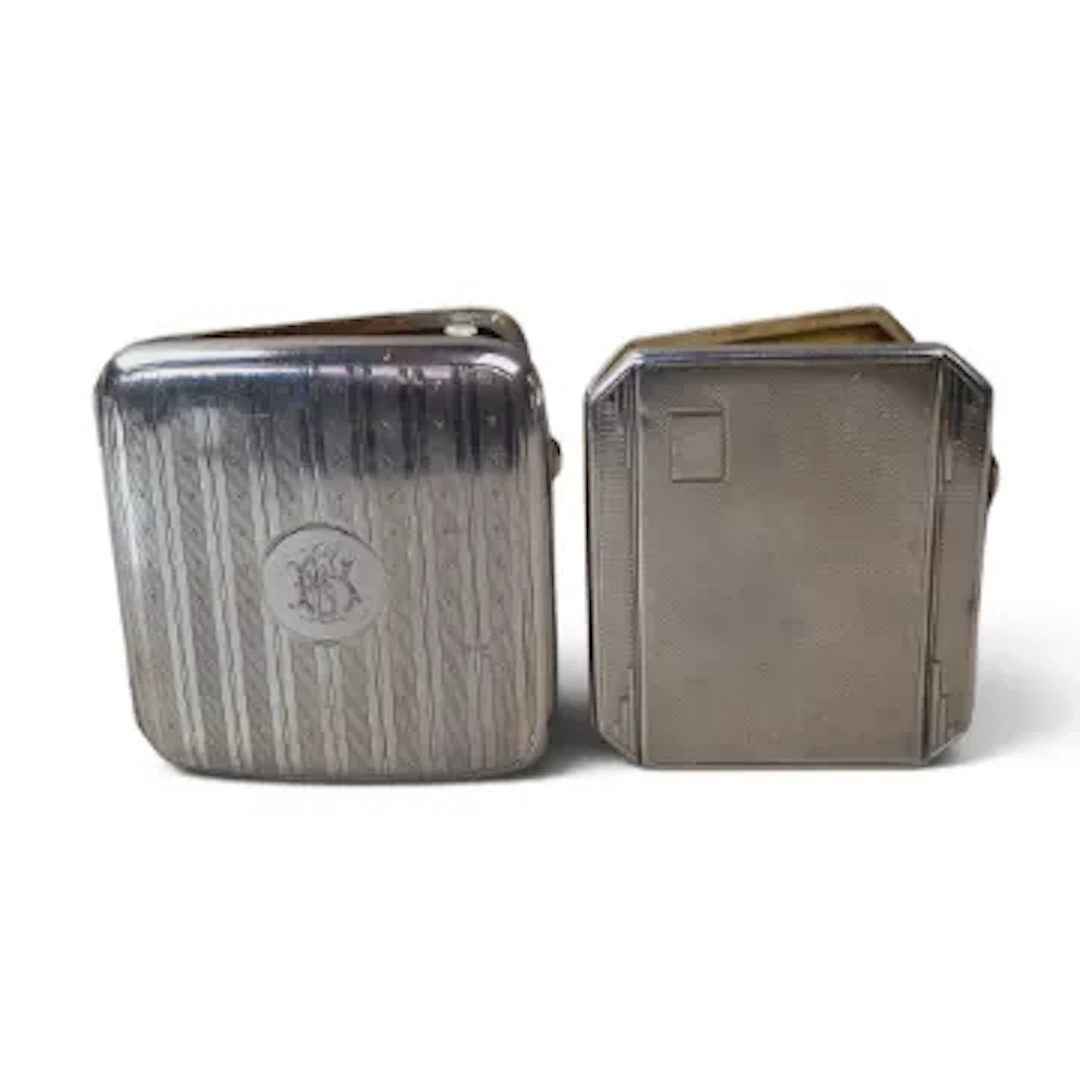 2 x hallmarked silver cigarette cases, gross weight 254g.