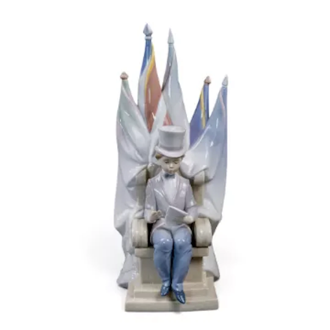 A Lladro figure 'For a better world', model no.6186, designed by Antonio