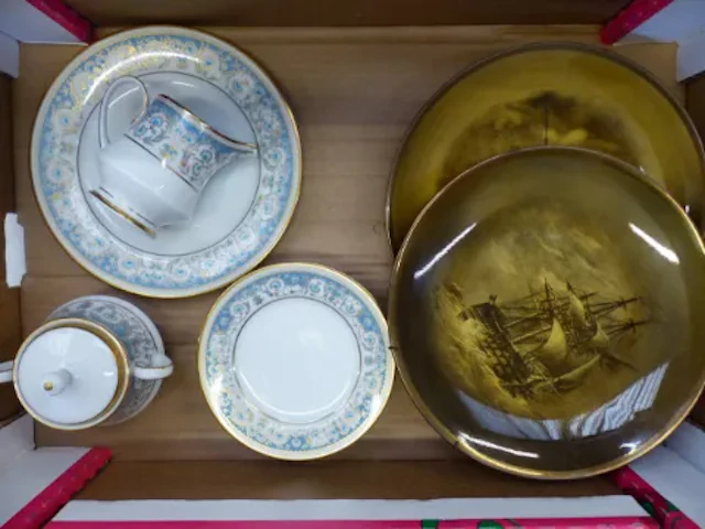 Noritake Polonaise pattern tea ware to include a cake plate, 6 side