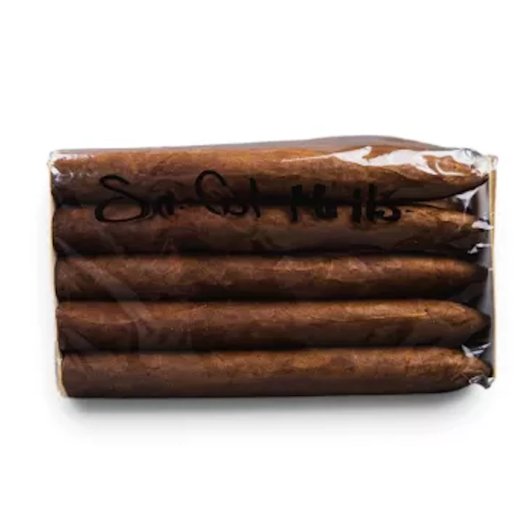 San Cristóbal de la Habana cigars, 25 unmarked cigars, possibly Muralla.