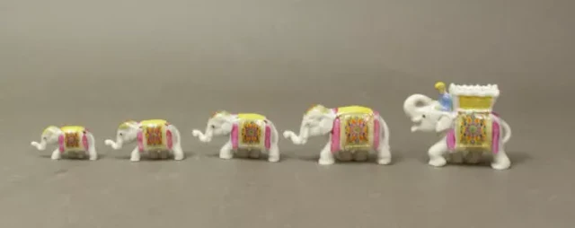 Wade set The Indian Elephant Train, comprising graduated set of 5 (5).