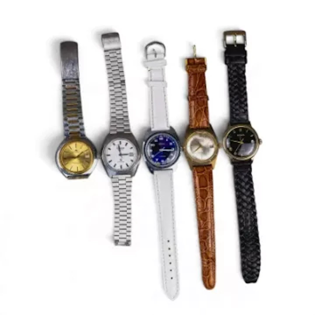 A good collection of gentleman's wristwatches from the 1970s to include