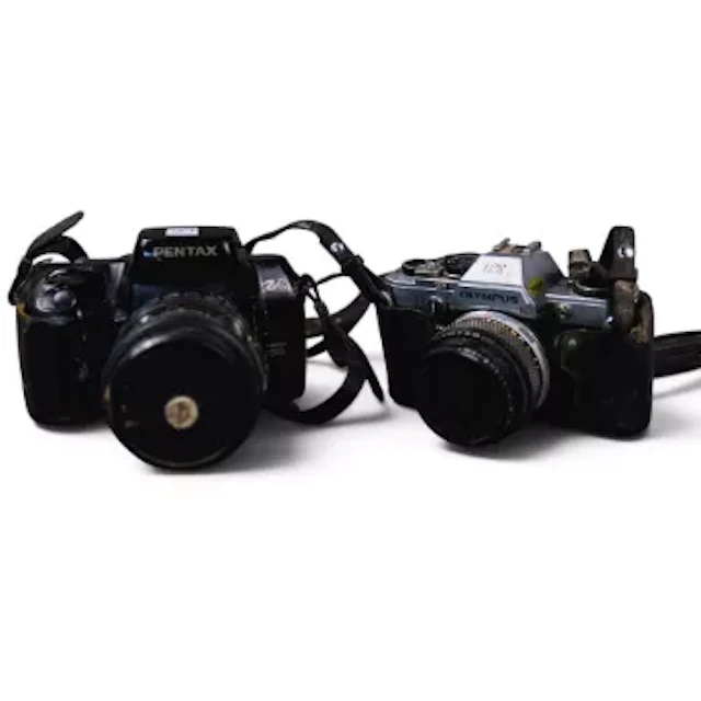 Pentax Z1 SLR 35mm film camera with SMC Pentax-FA 28-105mm f/4-5.6