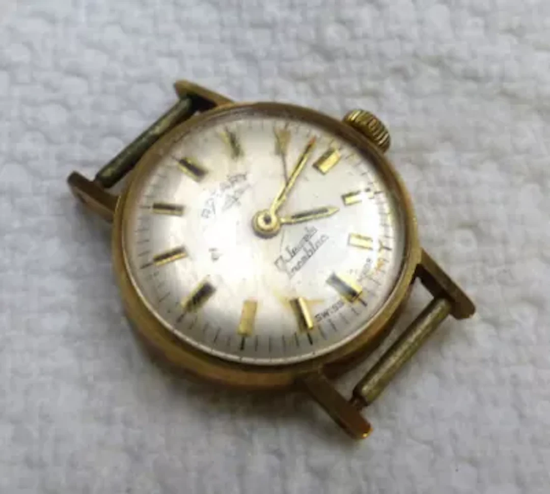 Ladies Rotary 9ct gold watch head, overall weight 8.7g.