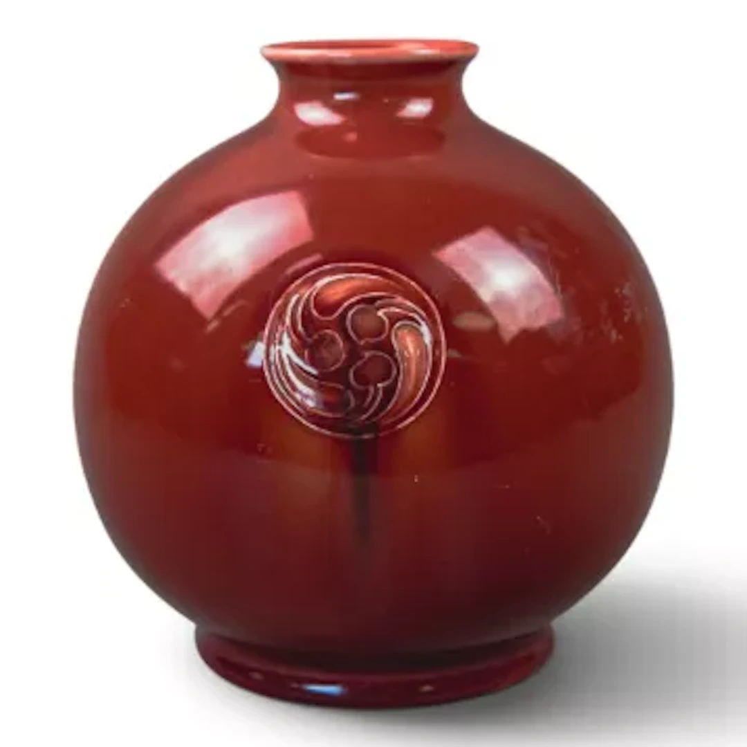 A bulbous Moorcroft vase in the Flaminian pattern by William Moorcroft
