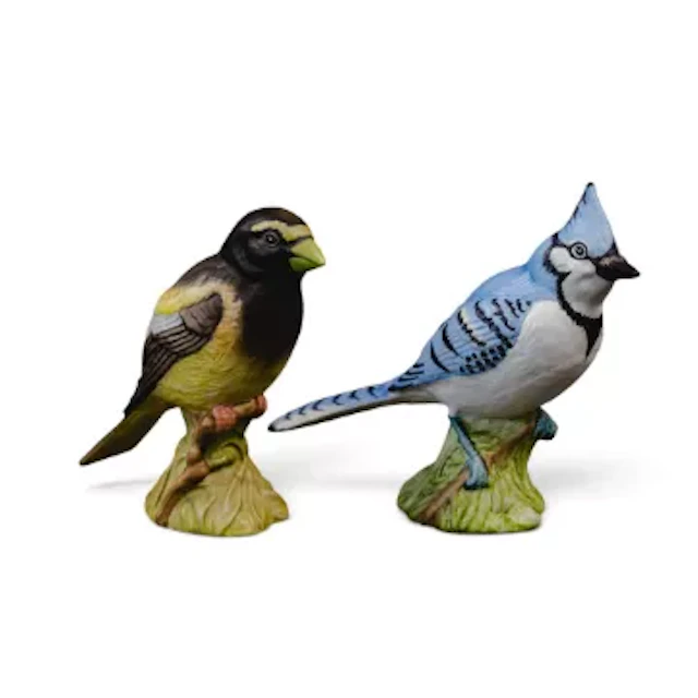 Two Beswick American Birds - an Evening Grosbeak model 2190 and a