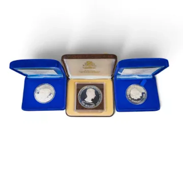 2 x Samoa Prince Charles $10 silver proof silver coins, box & COA.