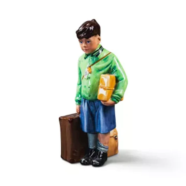 Royal Doulton character figurine, The Boy Evacuee HN3202, limited