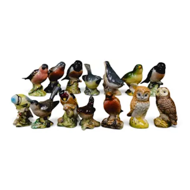 Collection of small Beswick birds (14)