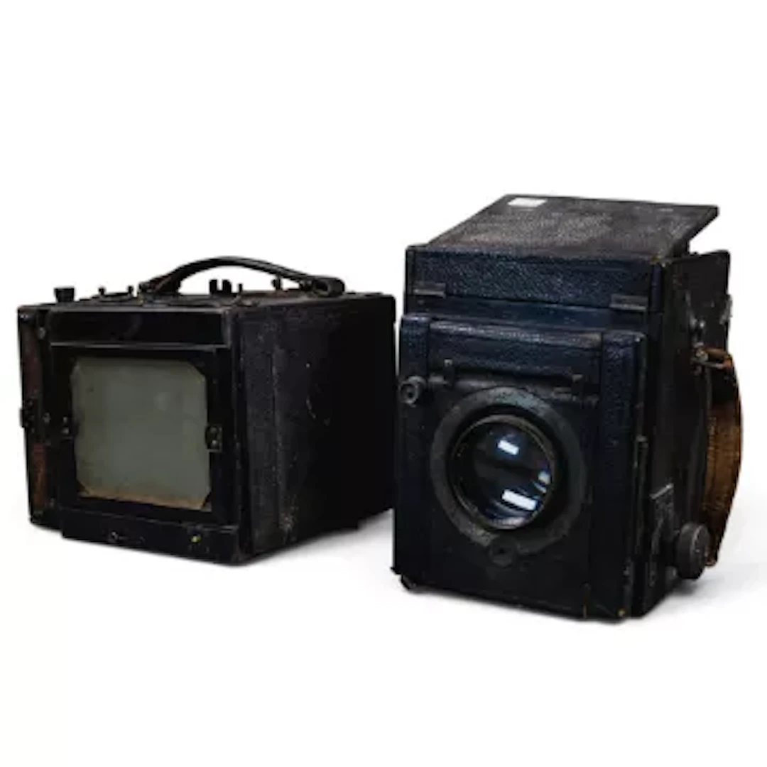 Early 20th century box-style SLR plate camera with Aldis Anastigmat