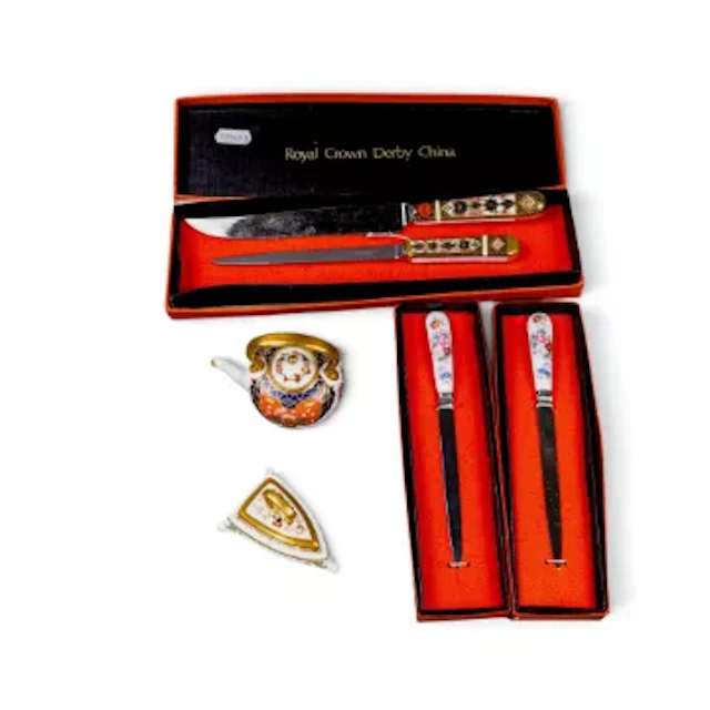 Royal Crown Derby pair of boxed knives with Imari designed decorated