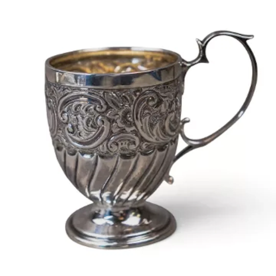 Silver hallmarked christening cup 88g.