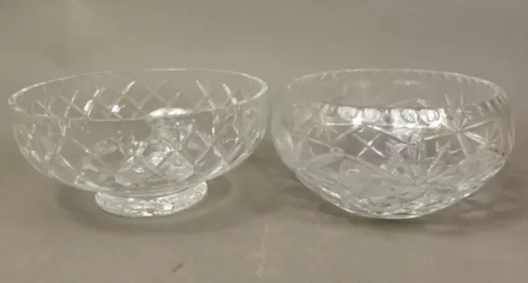 Two crystal fruit bowls (2).