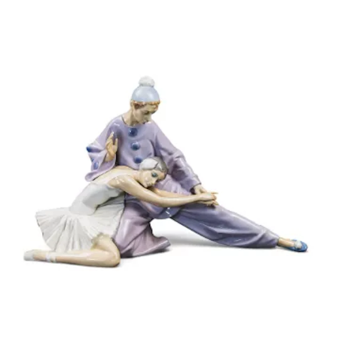Lladro Porcelain figure 'Closing Scene' model no.4935 Pierrot clown