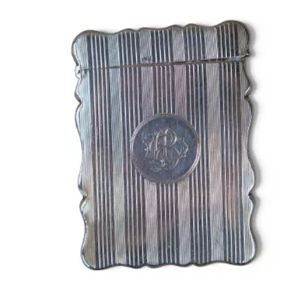 Hallmarked sterling silver card case, 62g.