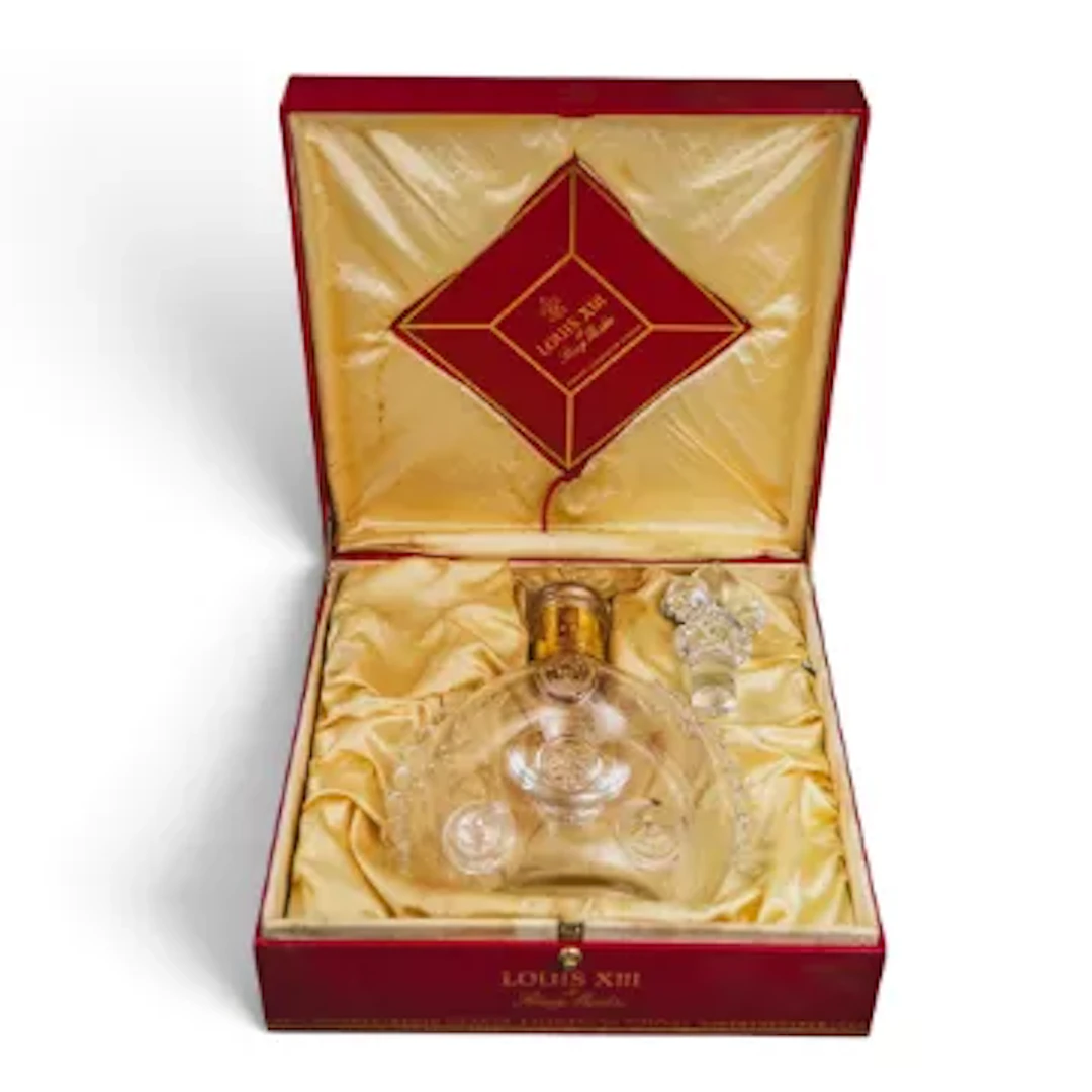 Louis XIII de Rémy Martin cognac Baccarat crystal decanter, presented