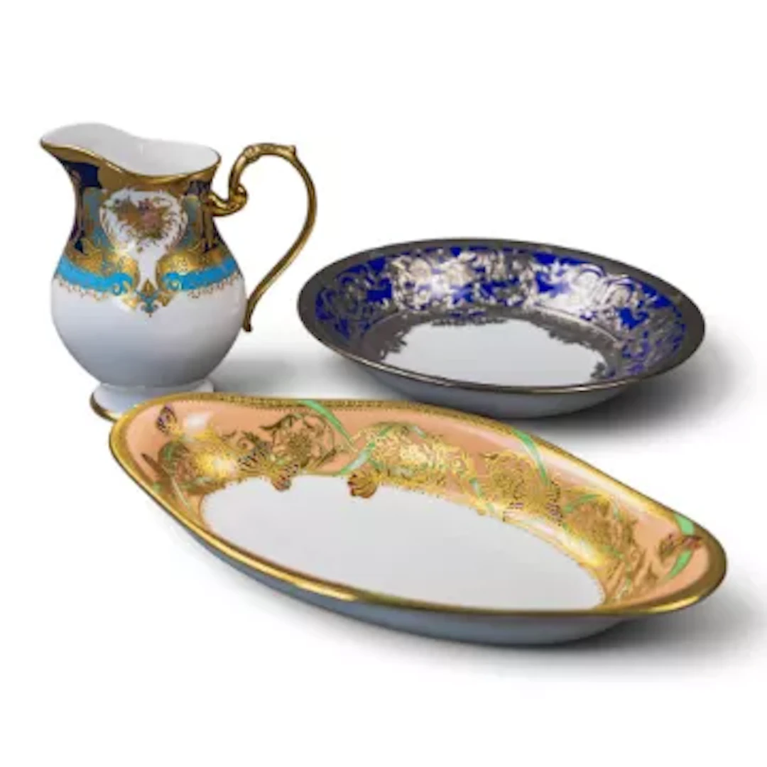 3 De Lamerie china pieces to include - a mid size jug decorated with