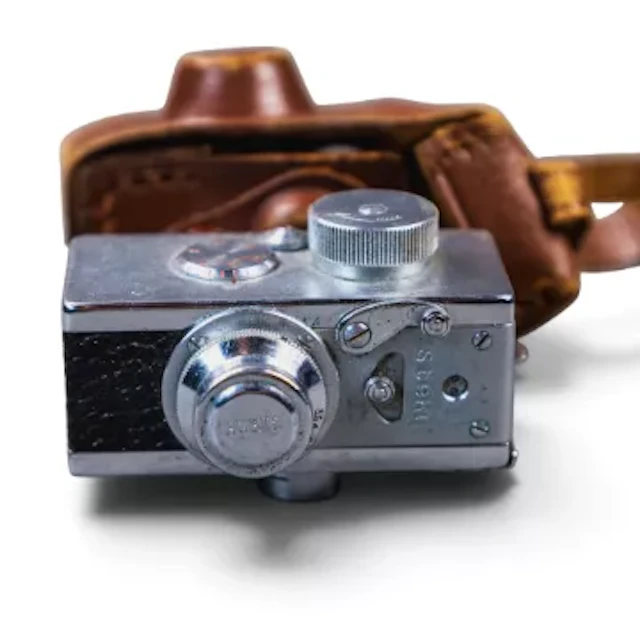 Steky model III 16mm miniature camera with Stekinar Anastigmat 25mm