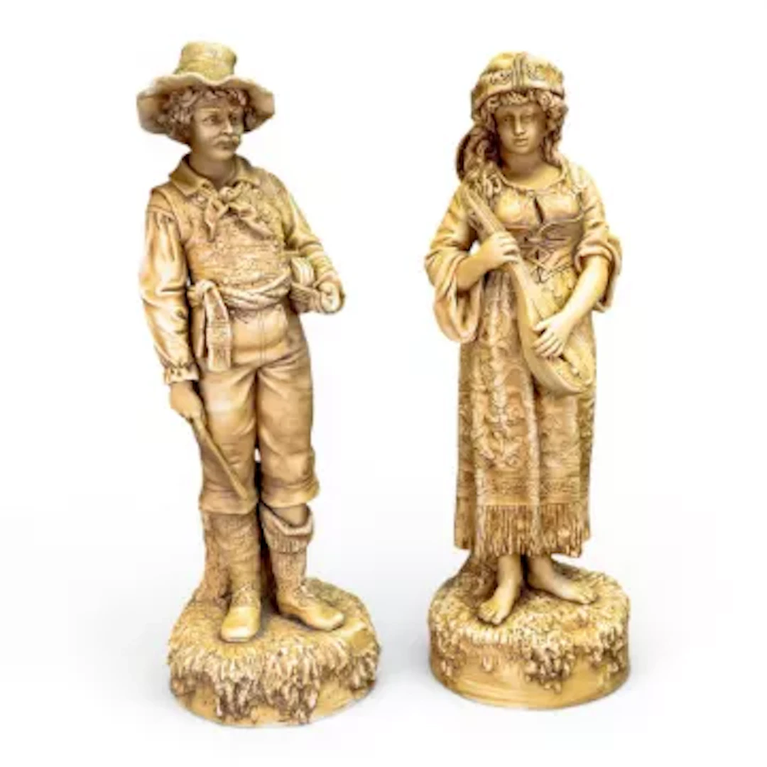 Robinson & Leadbetter Parian porcelain figurines depicting a gentleman