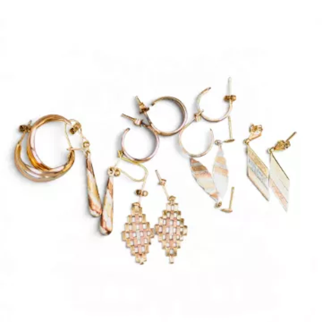 A collection of quality 9ct two colour gold earrings, 10g.