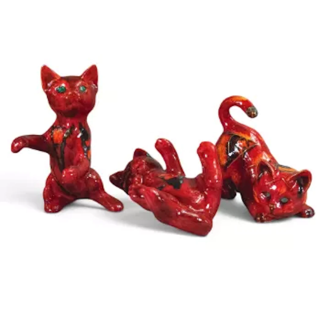 Anita Harris set of three playful kittens. Height of tallest 18 cm.