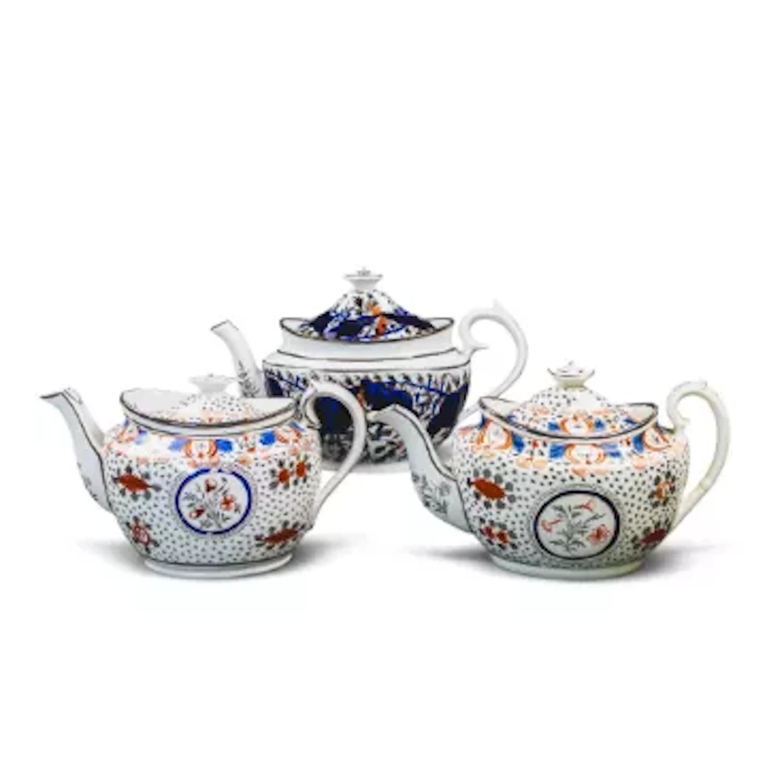 A group of 3 English porcelain 19th century teapots, by various manufacturers