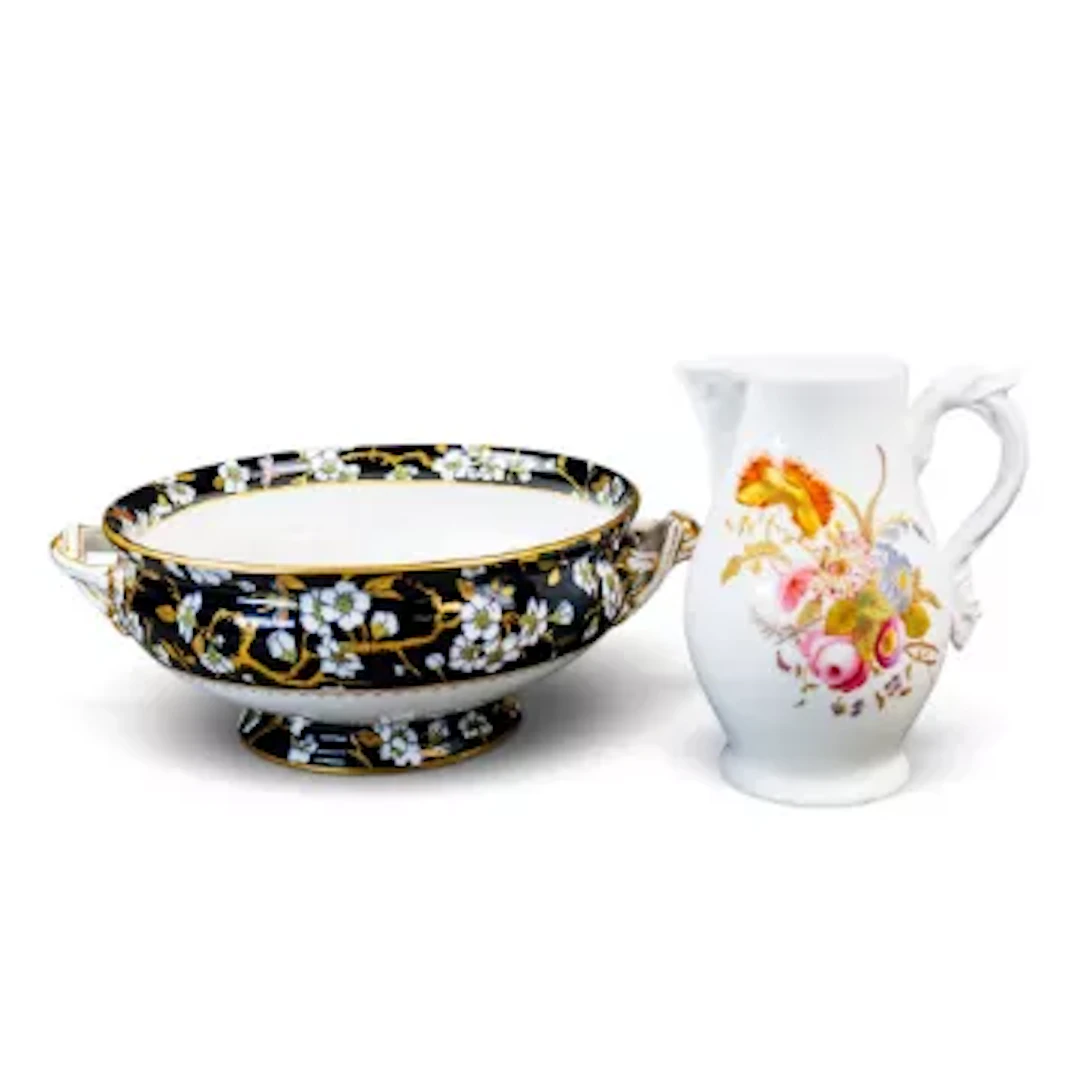 Two late 19th Century Coalport pieces to include a footed bowl with