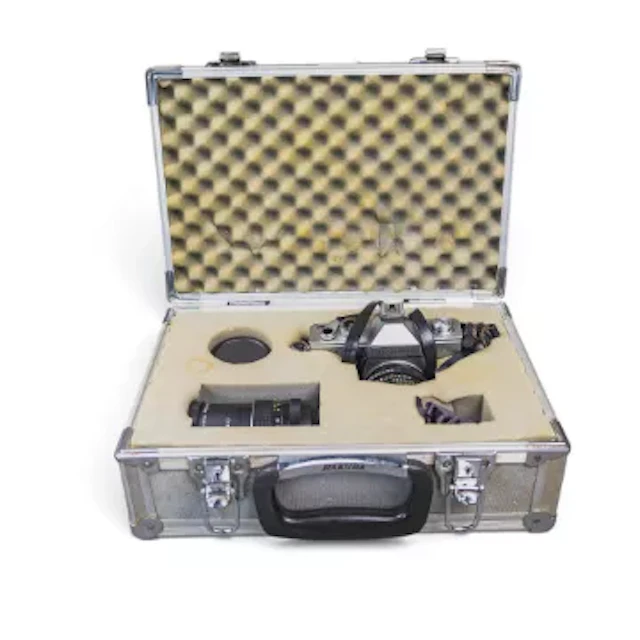 Praktica MTL3 35mm SLR camera with Pentacon Auto 2.8/29 multi-coating