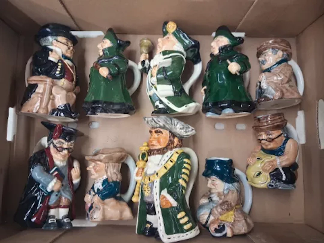 A collection of ten Roy Kirkham Toby jugs (10)(1 tray).
