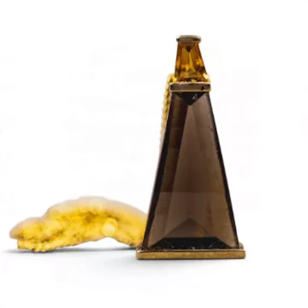 9ct gold triangular shaped design pendant, set with smoky quartz &