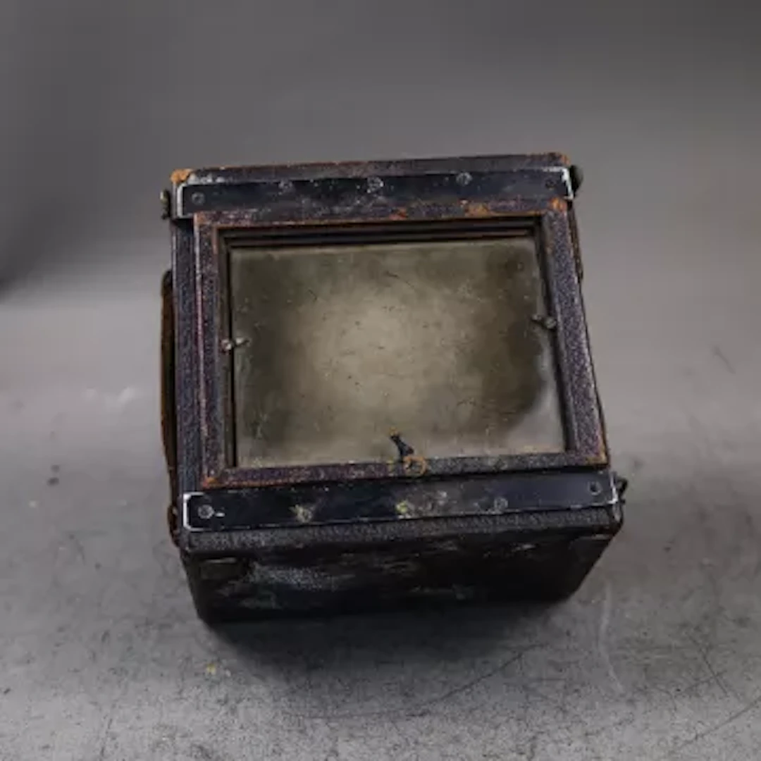 The Junior Sanderson mahogany and brass folding plate camera, with