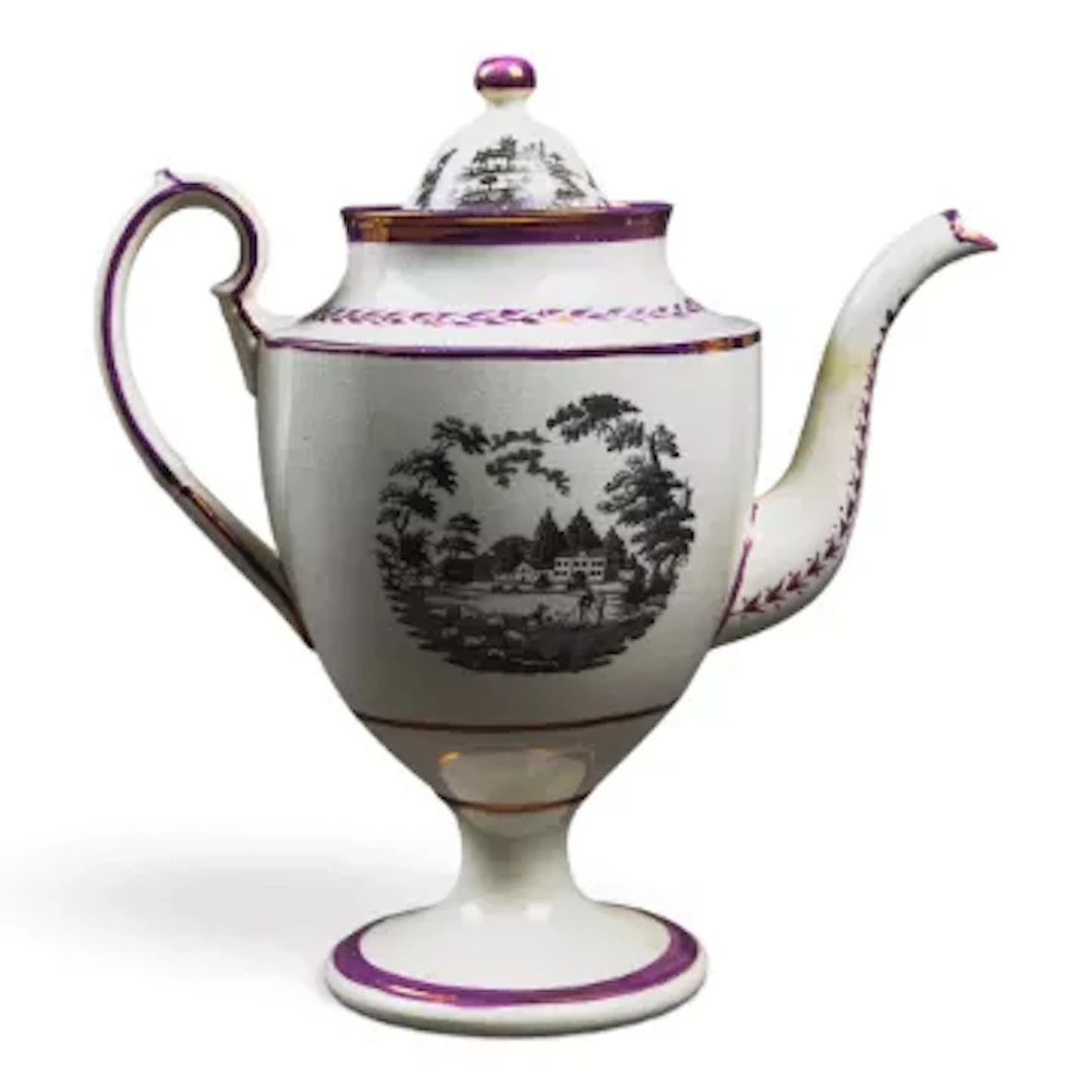 An English porcelain late 18th/early 19th century coffee pot and cover