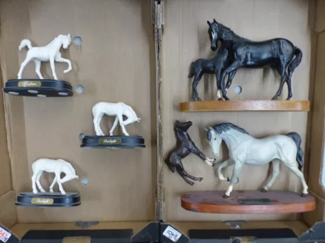 Beswick horses and foals on plinths, Black Beauty and Foal, Spirit