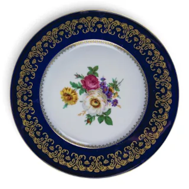 A Hutschenreuther plate, Hohenberg, Bavaria, ornately decorated, featuring