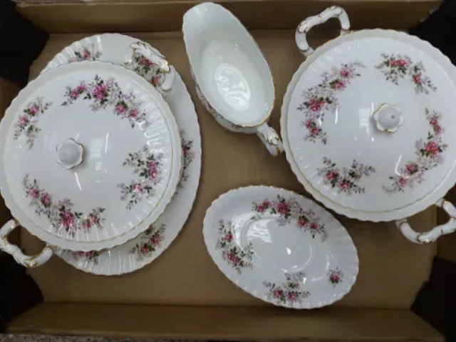 Royal Albert Lavender Rose dinnerware, an oval platter, gravy boat