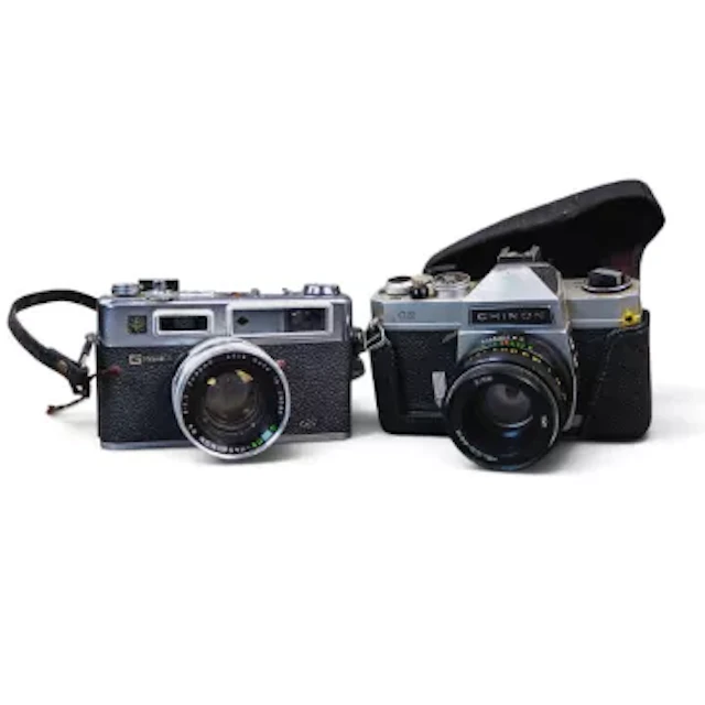 Yashica Electro 35 rangefinder film camera with Color-Yashinon DX