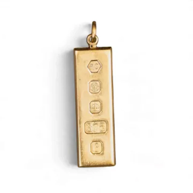 9ct gold ingot, h.4.5cm, 14.6g.