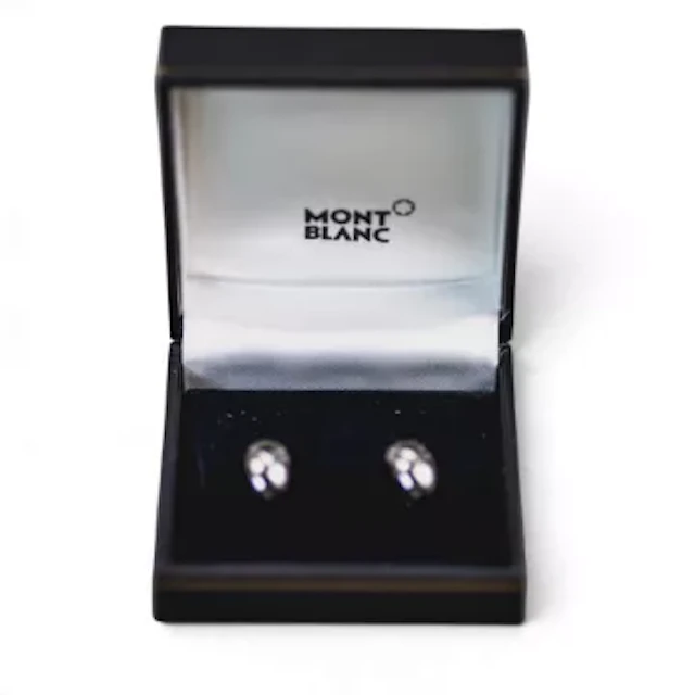 Mont Blanc Fairy Tale True Princess 18ct white gold earrings/earclips.